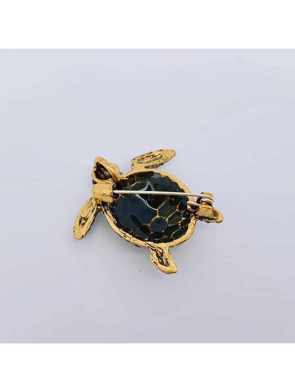 Enamel Green Rhinestone Turtle Brooch - Picture 2 of 3